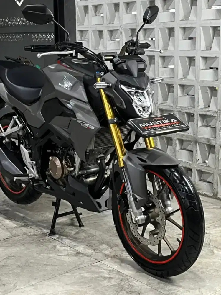 HONDA CB150R SE 2023 -Chintia Mustika