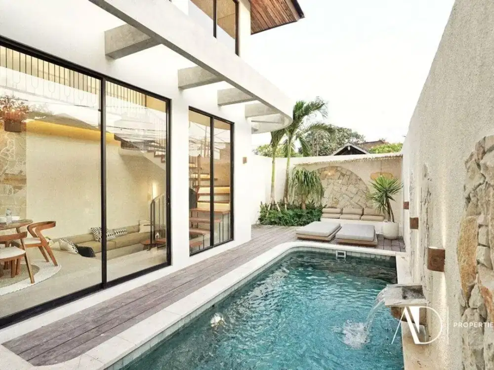 LEASEHOLD 3 BEDROOM MODERN MEDITTERANEAN VILLA IN SEMINYAK