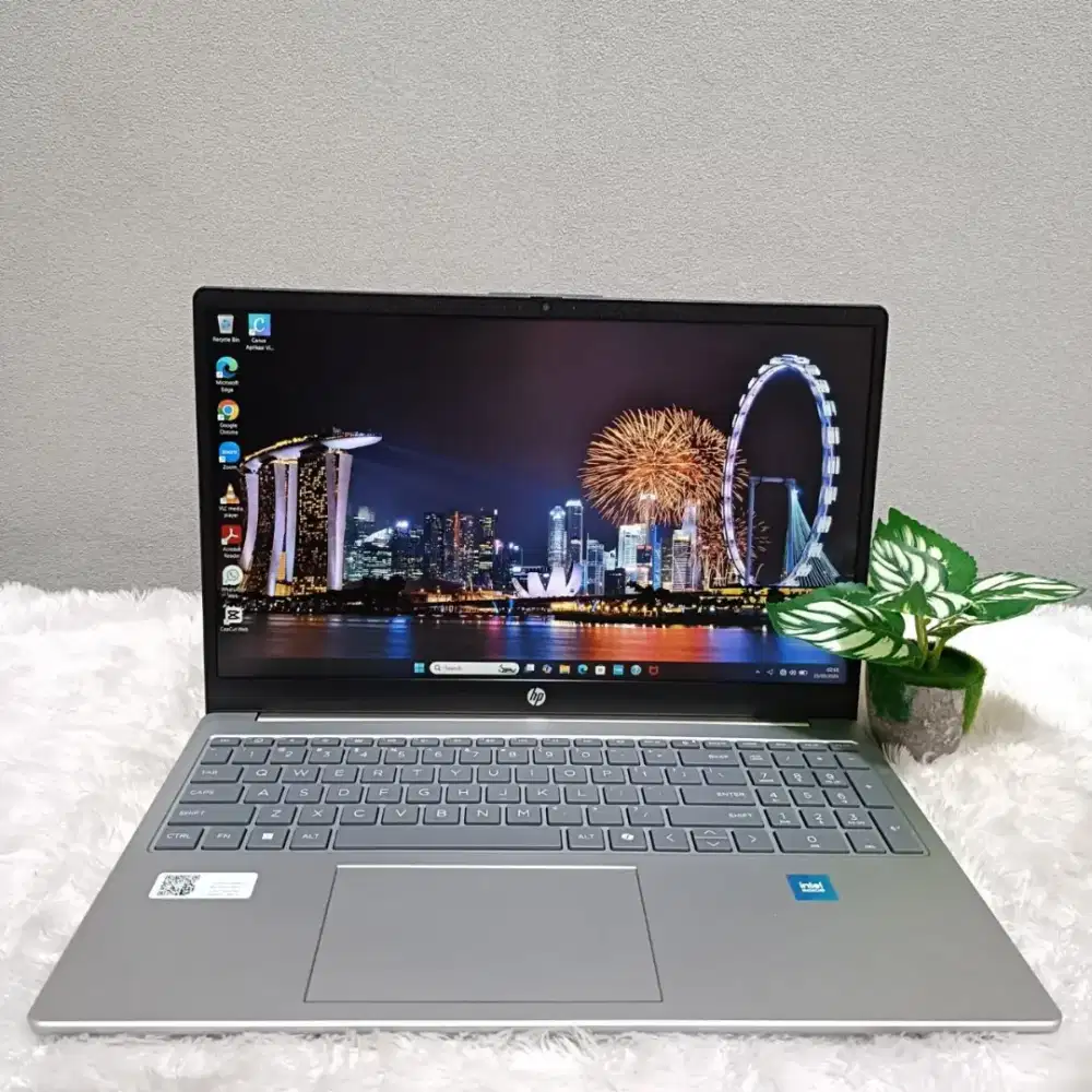 HP 15 FD0453TU INTEL N100 RAM 8GB SSD 512GB LAYAR 15.6 FHD SLIM