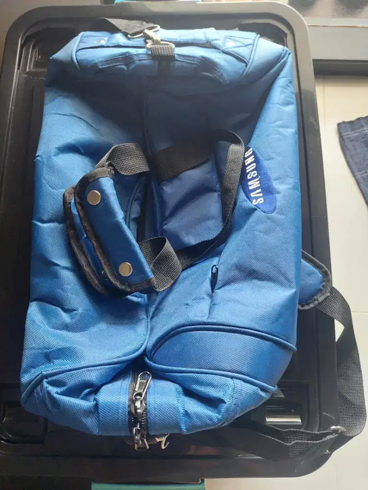 Dijual tas baju ada roda bisa di tarik