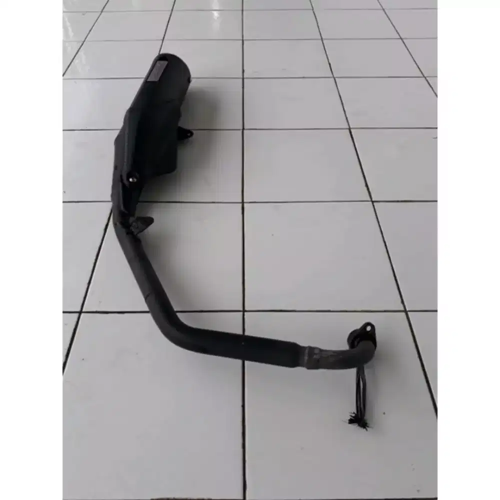 JUAL Knalpot Standar Original Yamaha R15 V2 2017 kondisi 90%