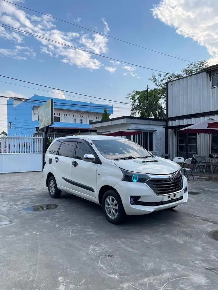 Toyota Avanza G Manual 2017 - pajak mati - plat on - nego tipis