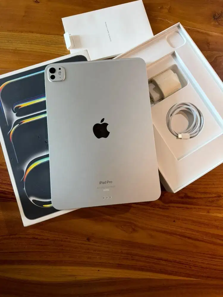 iPad Pro M4 11inc 512 Silver Second iBox BH 100 Cc 45 Second Like New