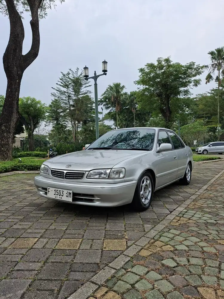Toyota Corolla 2000 Bensin