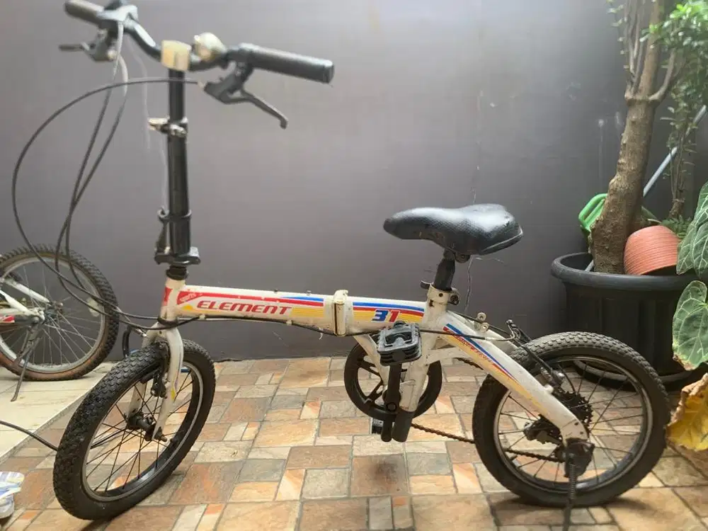Sepeda lipat Elemen 31