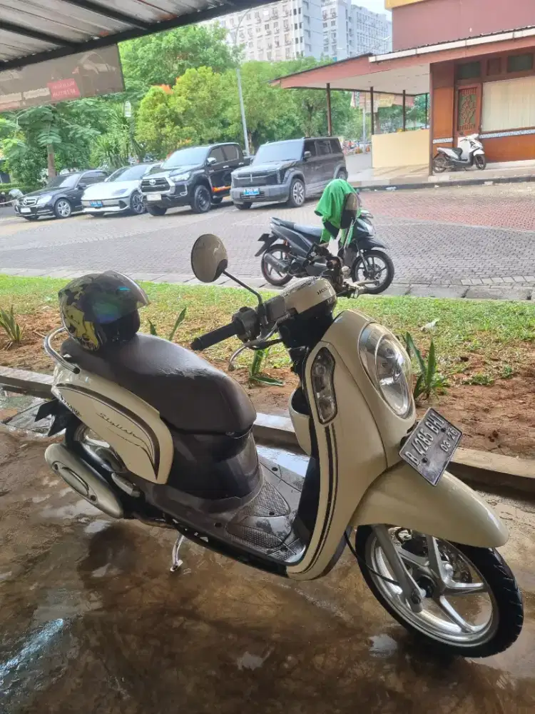 Scoopy 2016 lengkap