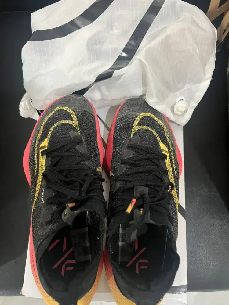 Sepatu Lari Nike Air Zoom Alphafly Black Sea Coral Topaz Gold White