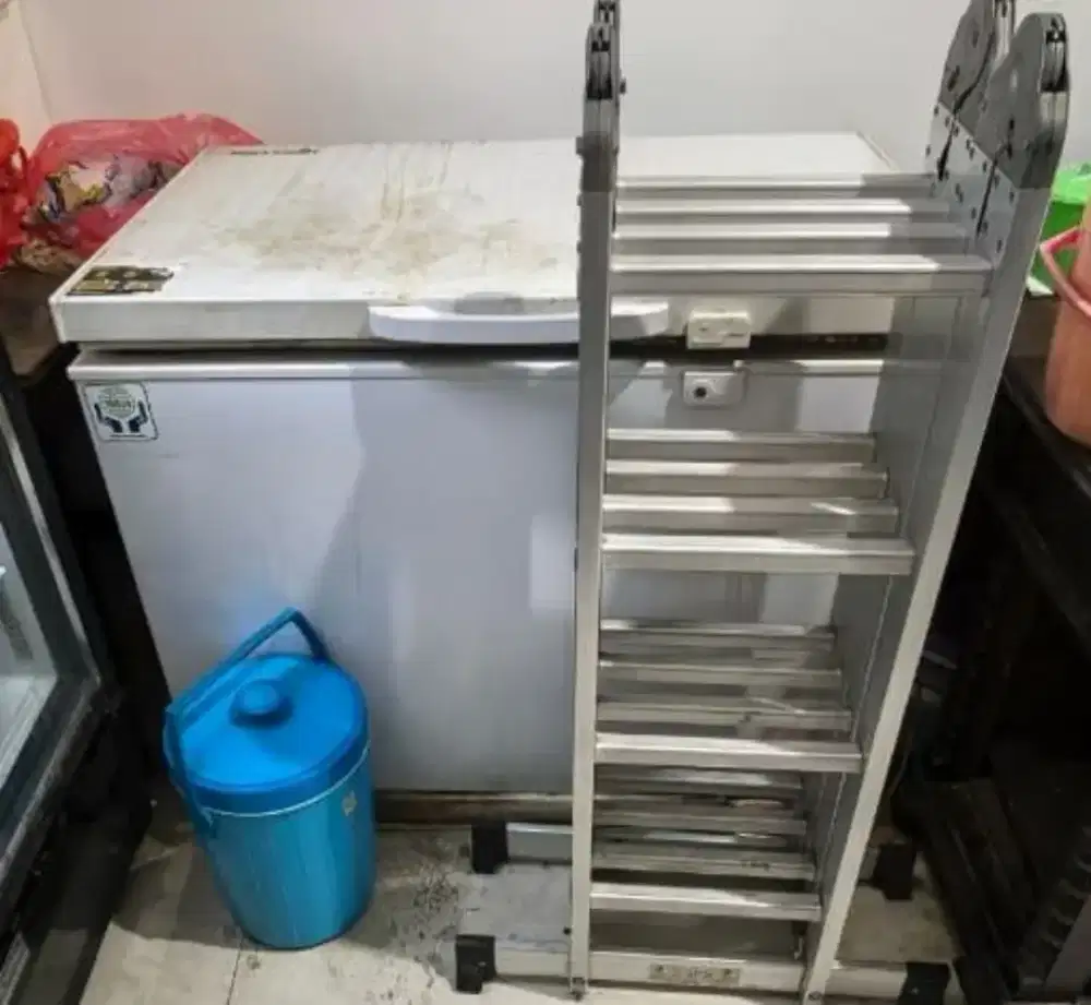 Freezer Polytron Bekas