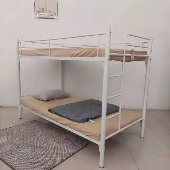Tempat Tidur Tingkat
