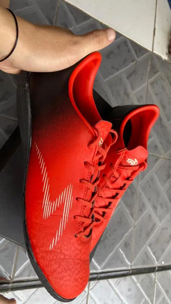 DIJUAL Sepatu Futsal SPECS Avalanche in Black