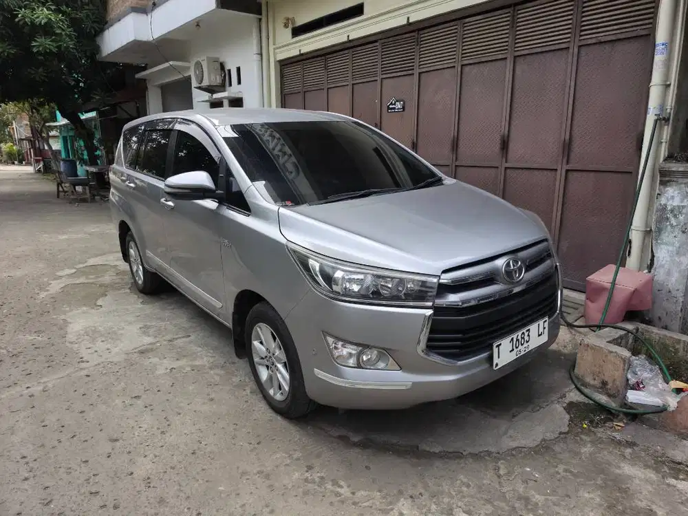 Toyota Kijang Innova Inova Reborn V AT Matic Tahun 2017 Silver , 2016