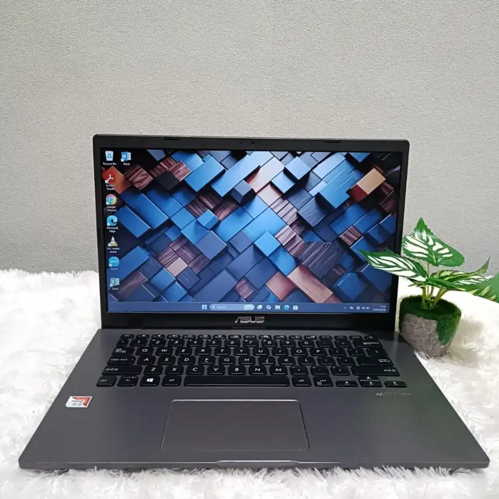 LAPTOP ASUS M409BA AMD A4 9125U RAM 8GB SSD 256GB LAYAR 14.0 HD