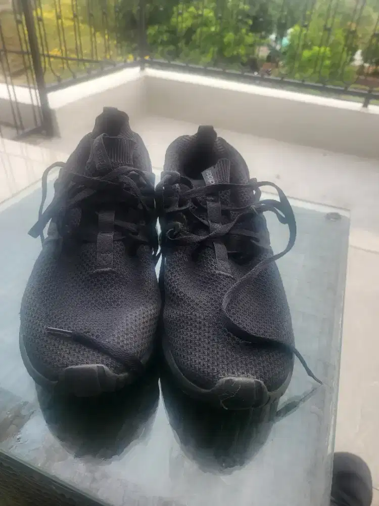 Sepatu adidas original size 47