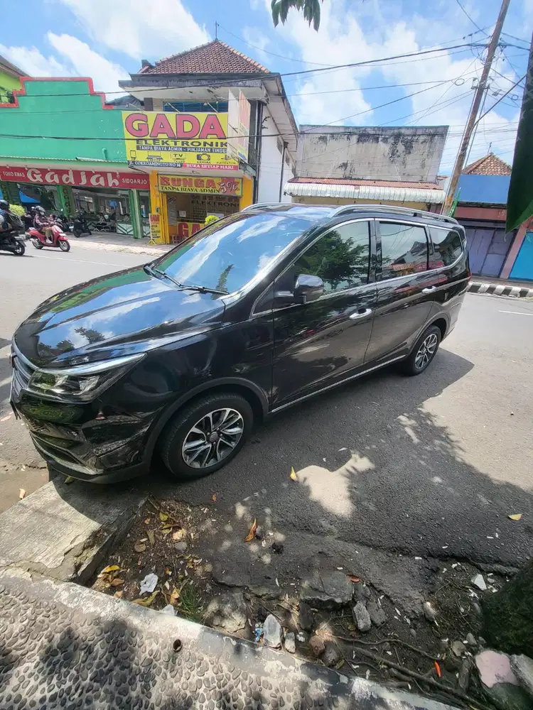 Wuling Cortez 1.8L Lux+ i-AMT 2018
