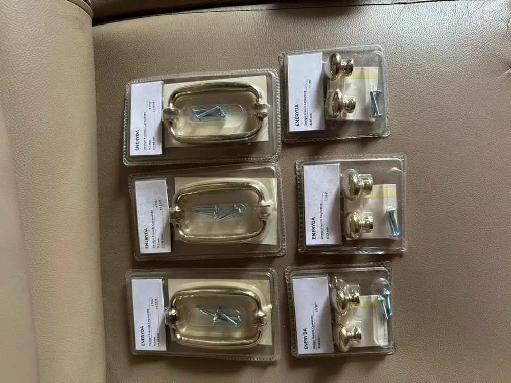 Handle dan knob pintu lemari furniture merek IKEA