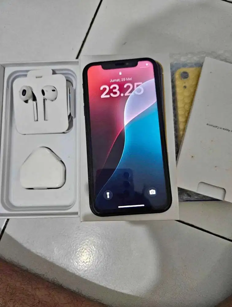 iphone XR 256 inter
