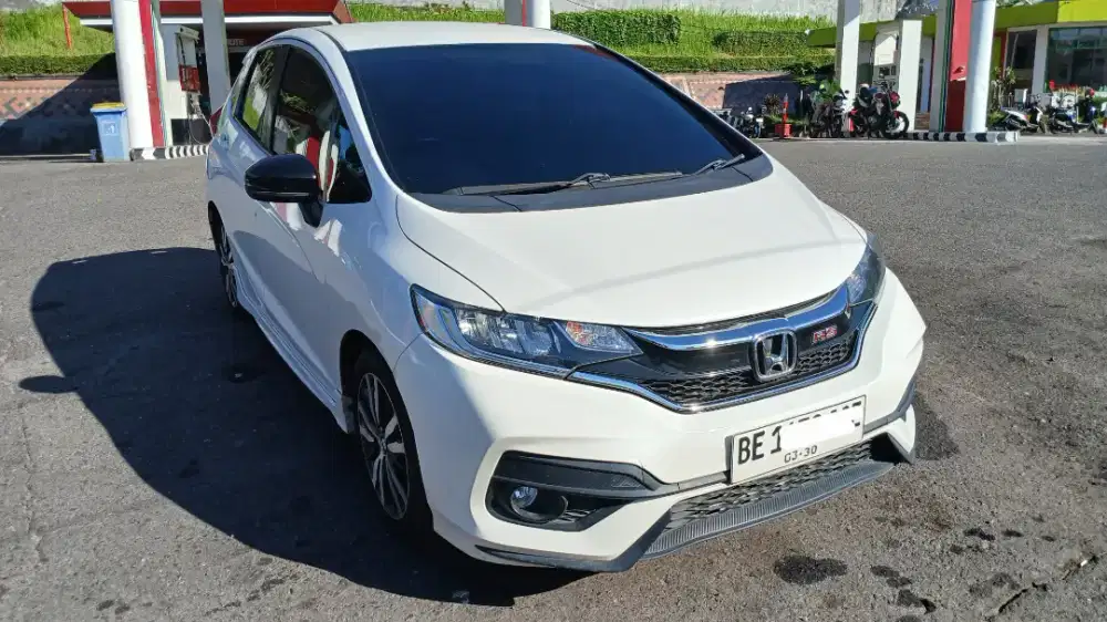 Jazz rs cvt tahun 2020