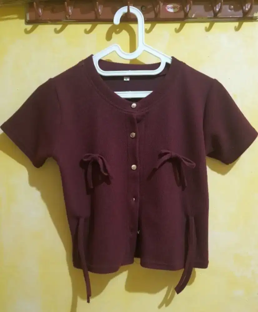 Atasan Wanita Crop