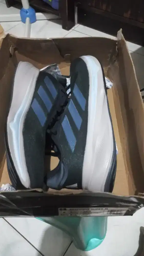 sepatu lari Adidas Response Super M  kode model JI4629. - SIZE 42
