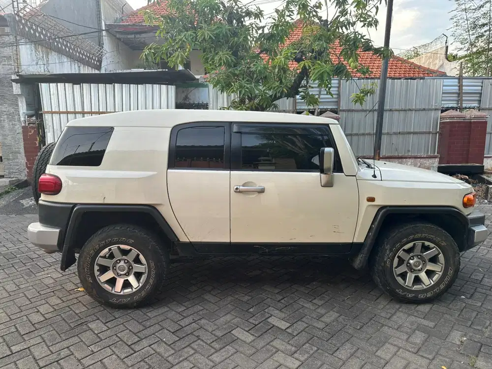 Toyota fj cruiser 4.0 bensin AT