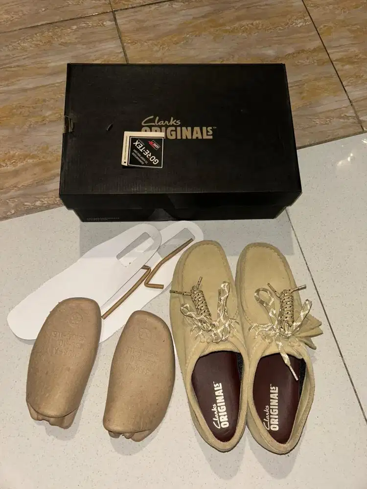 Clarks WallabeeGTX Maple Suede