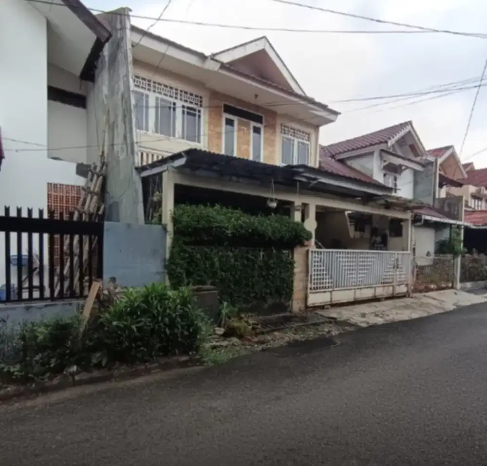 Dijual Rumah Siap Huni 2 Lantai Perumahan Bumi Bintaro Permai