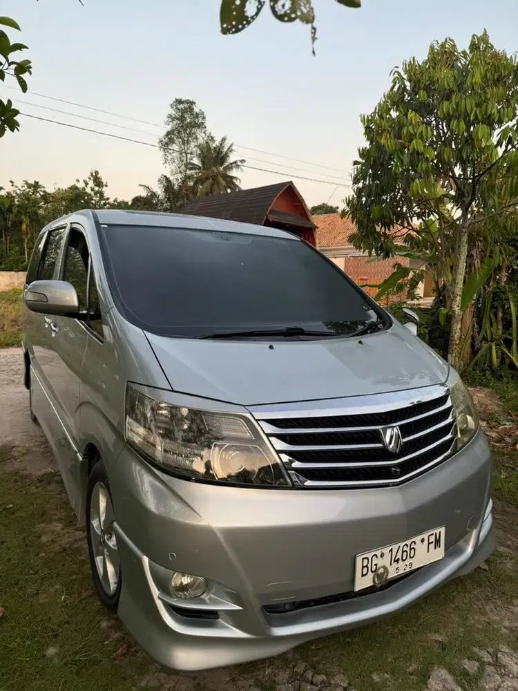 Toyota Alphard AT 2.4 thn 2007