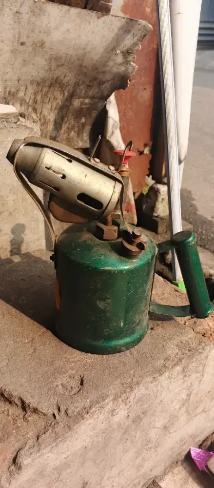 Mesin blower api