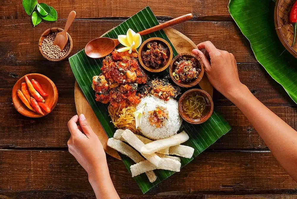 LOWONGAN TIM DAPUR / WAITER