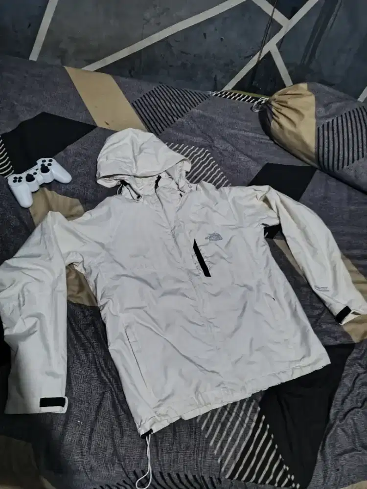 JAKET OUTDOR TNF COCOK CEWE DAN COWO