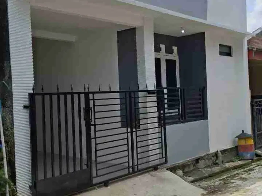 Rumah Siap Huni 1,5 Lantai Bagus