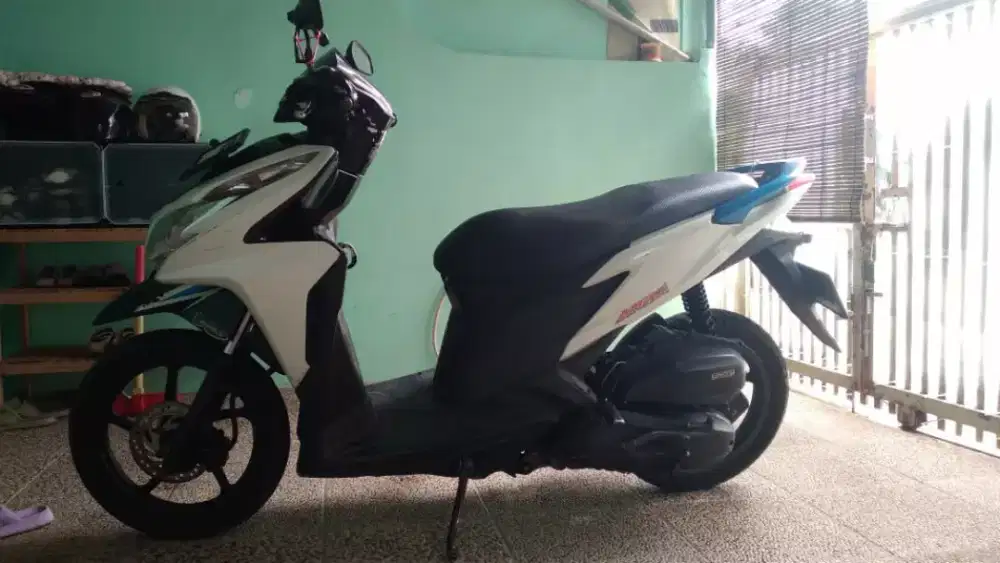 Honda Vario 125 old