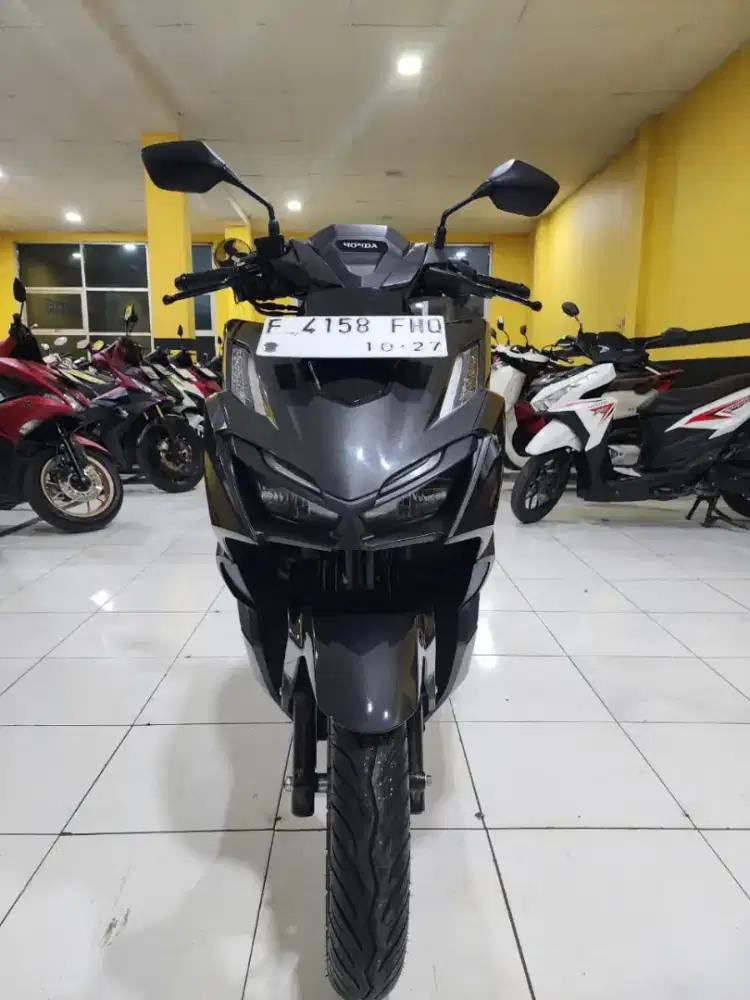 VARIO 160 CBS TAHUN 2022,HITAM GLOSSY,HARGA TERJANGKAU