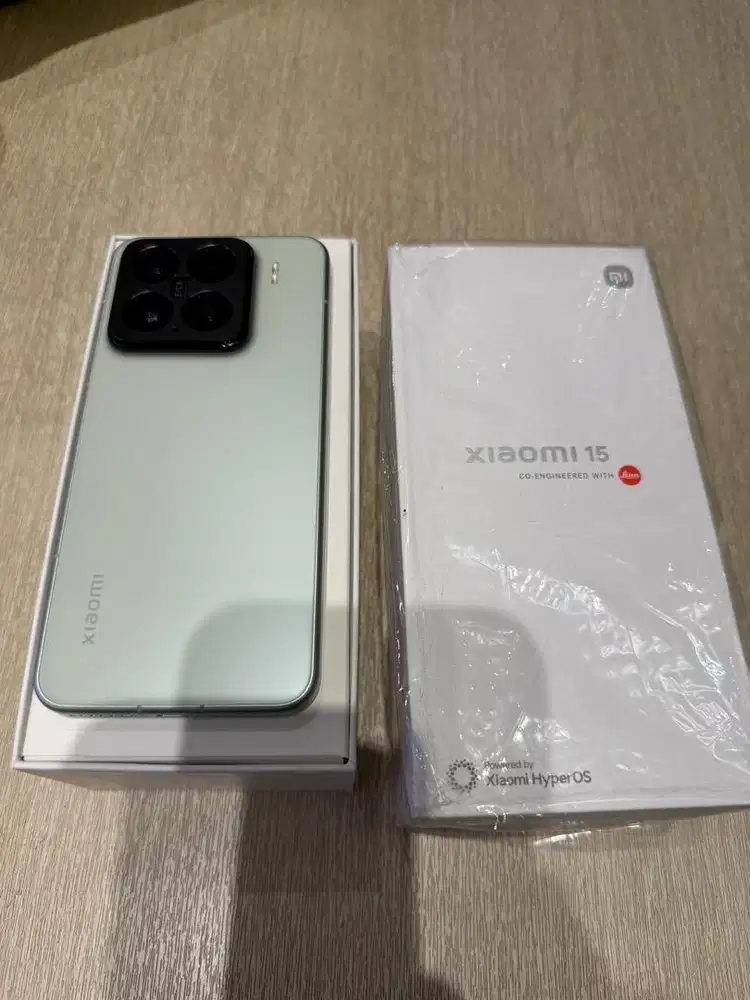 XIAOMI 15 12/512 GB Green, second like new