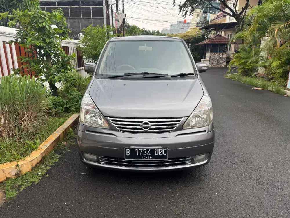Nissan serena hws 2.0 th 2011