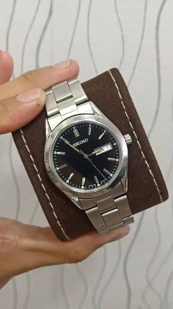 Jam tangan seiko quartz original