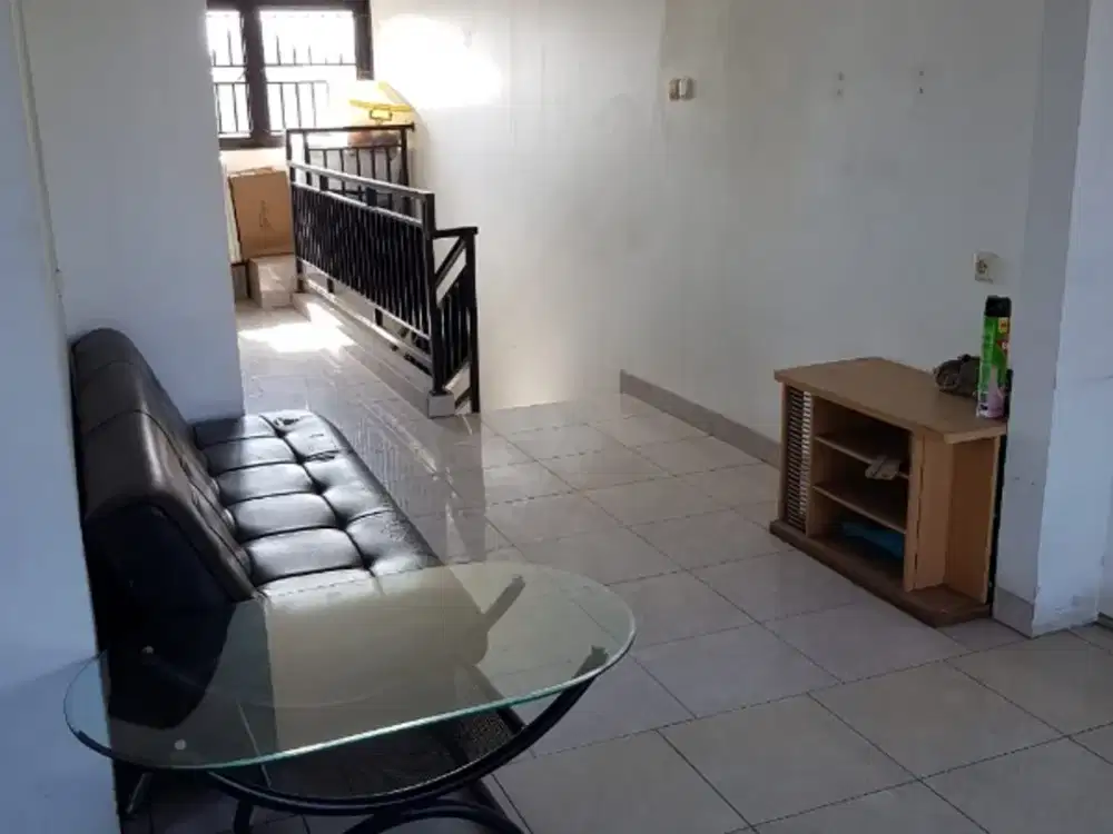 RUMAH MINIMALIS 3 LT JLN  TARIAN KLP GDG