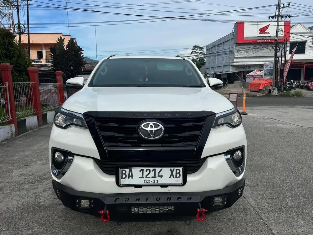 FORTUNER G METIC SOLAR 2016