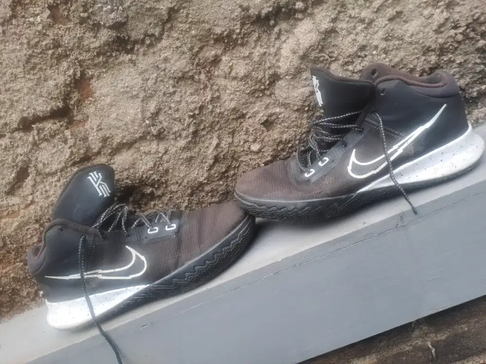 Jual sepatu NIKE