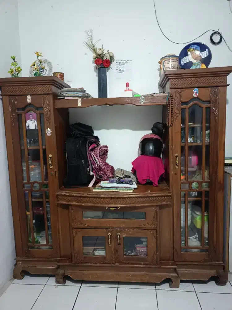 lemari tv kayu jati