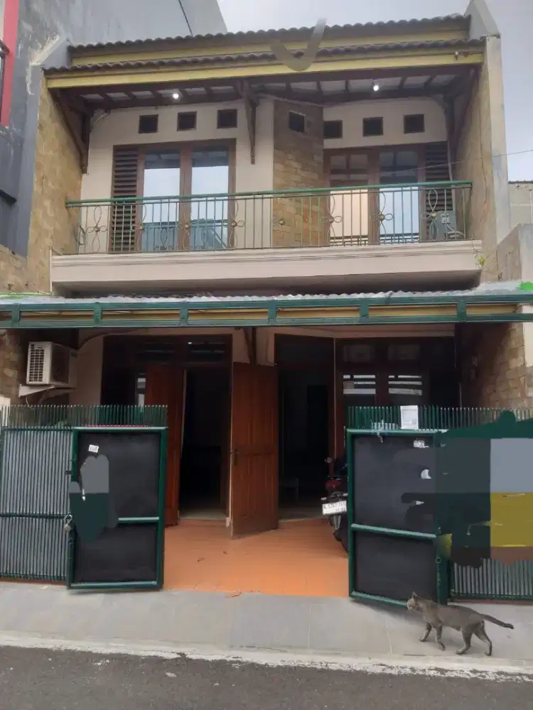 Jual Murah Rumah 2 Lt
Rawamangun Jakarta Timur