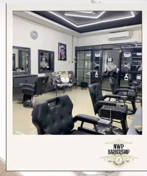 LOWKER BARBERMAN / BARBERGIRL