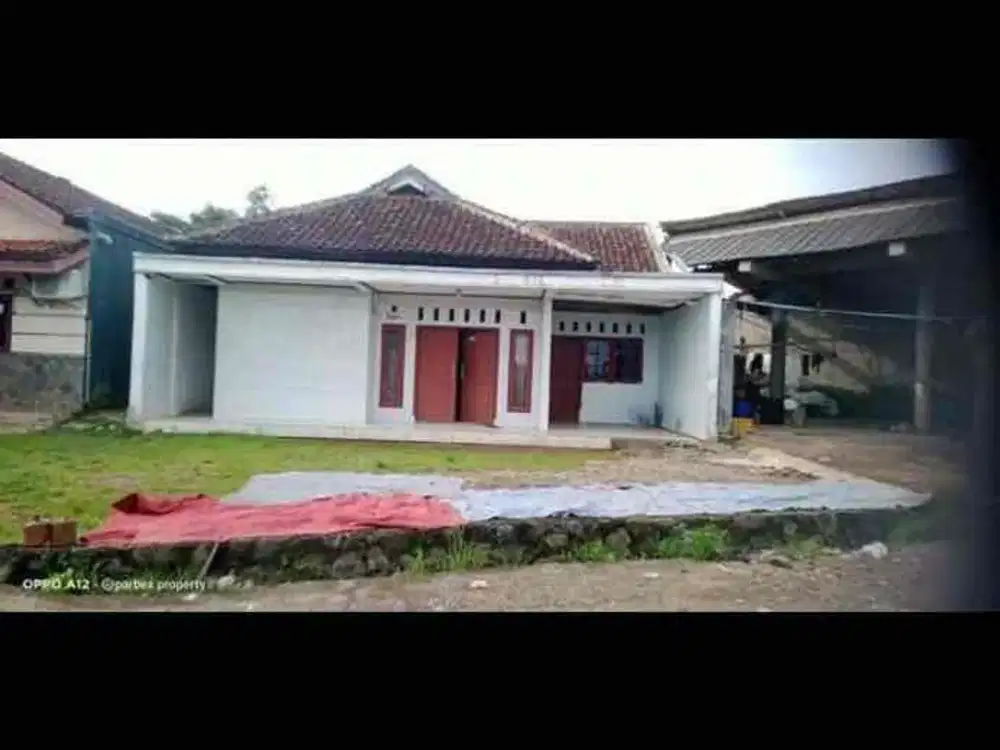 RUMAH KAMPUNG MURAH HALAMAN LUAS DI DESA PABUARAN GUNUNG SINDUR LETAK STRATEGIS