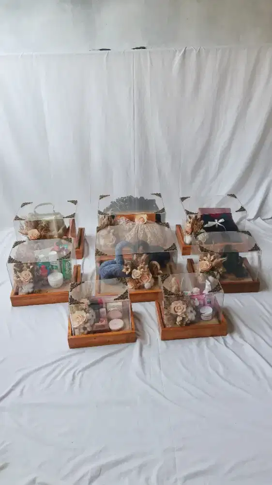DIJUAL BOX SESERAHAN 83PCS