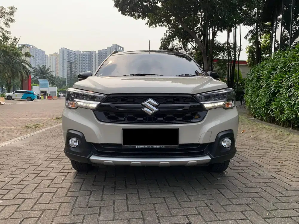 DP 35jt // SUZUKI XL7 ALPHA HYBRID 1.5 AT