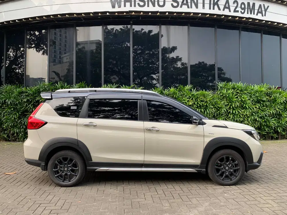 DP 35jt // SUZUKI XL7 ALPHA HYBRID 1.5 AT