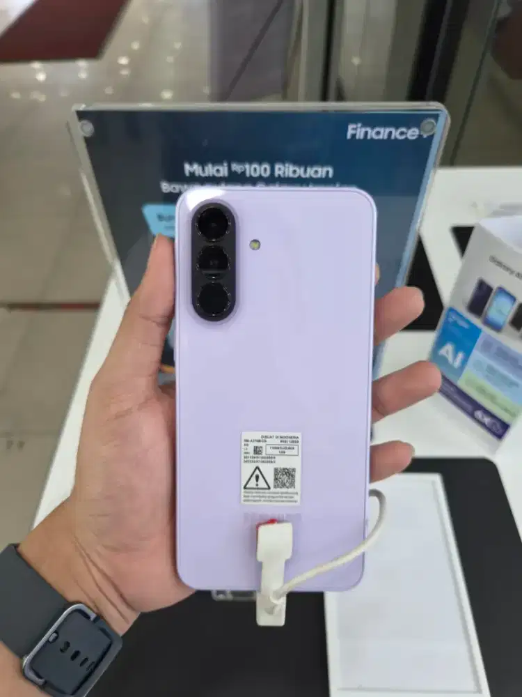 Samsung galaxy A37 Free TA25w