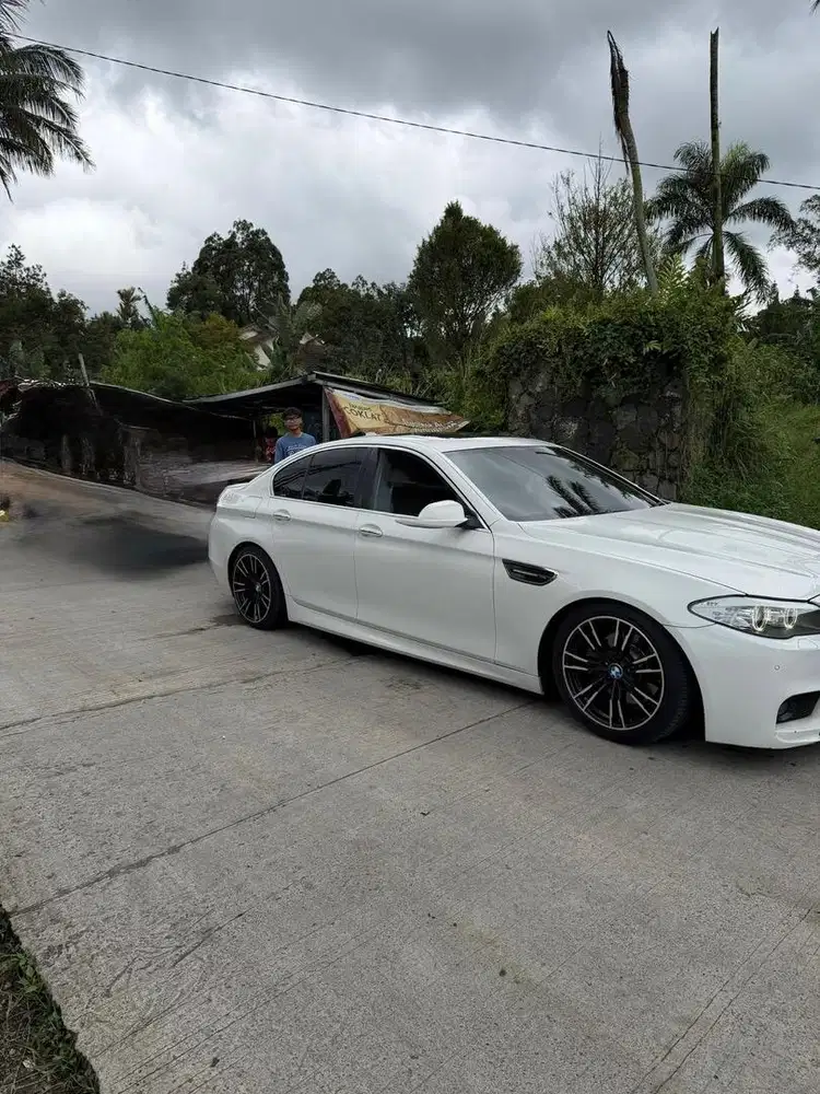 bmw 520i F10 2014 - 2015 - MULUS