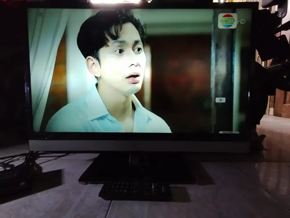 TV led analog TOSHIBA 32inc