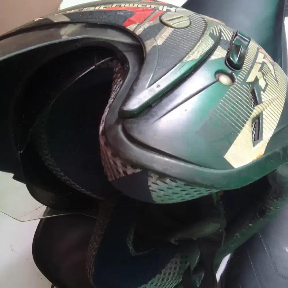 Helm seken layak pakai helm murah semi 2fisor